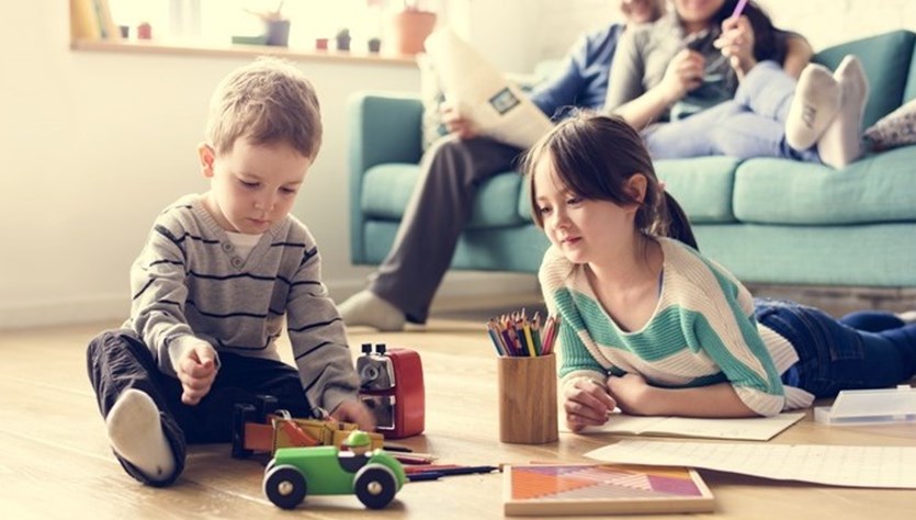 Shutterstock 552413260 Family (1)