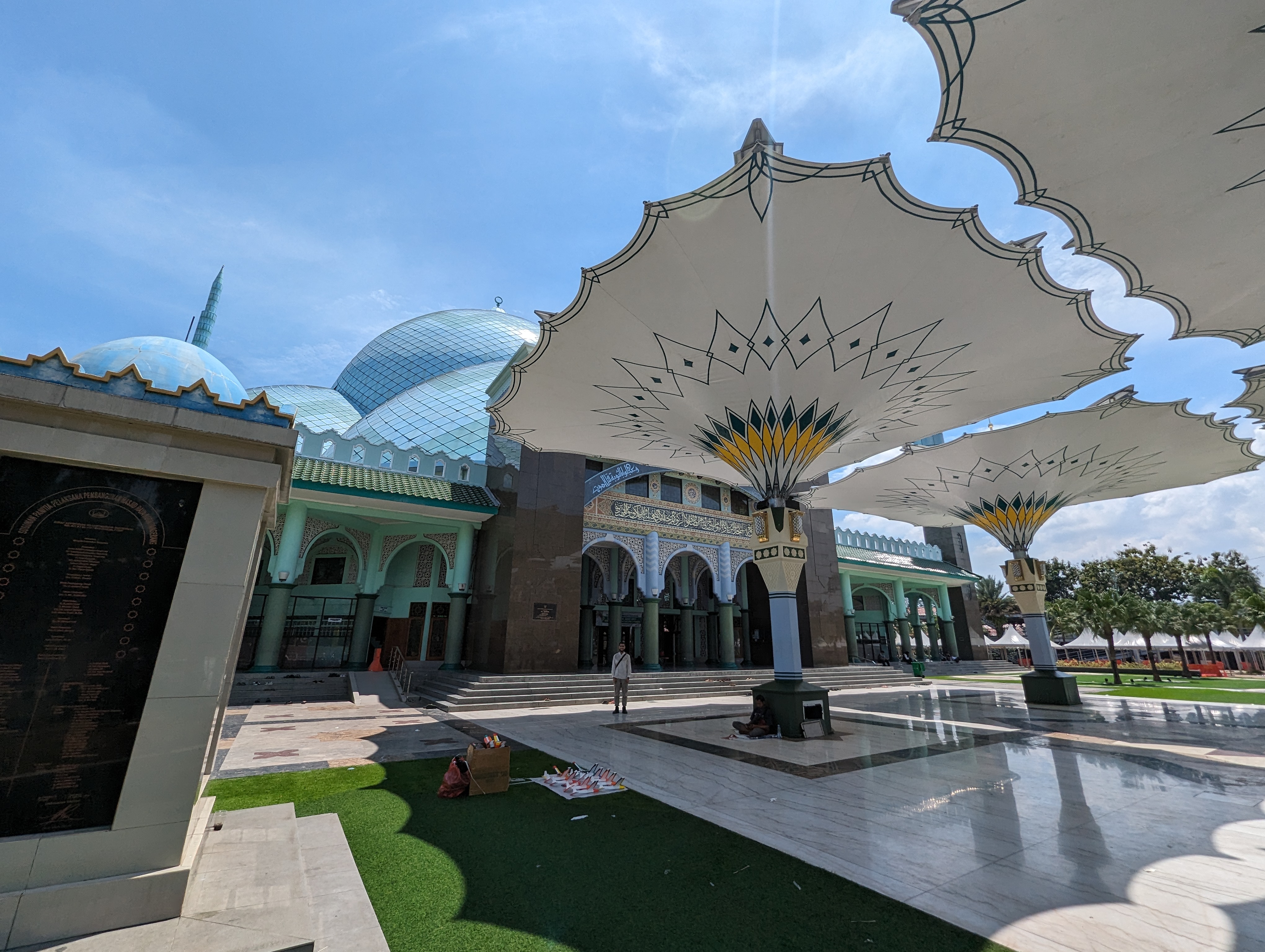 PXL 20240410 044642842