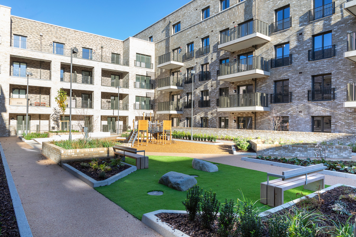 24.11.20 Hepworth Podium Garden 2